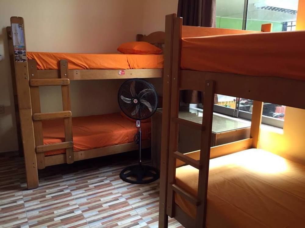 Waikiki Hostel リマ エクステリア 写真