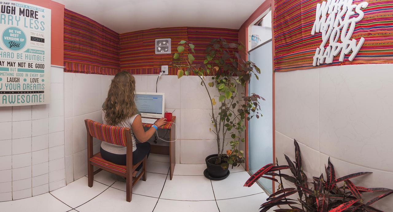 Waikiki Hostel リマ エクステリア 写真